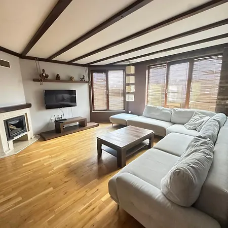 Casa Raya