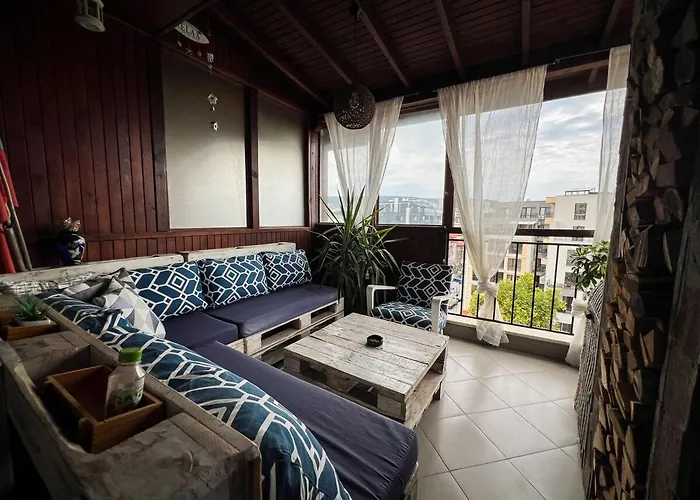 Casa Raya شقة فارنا